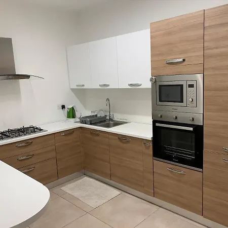 Sliema, Balluta Penthouse With Terrace דירה