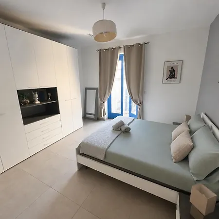 דירה Sliema, Balluta Penthouse With Terrace *