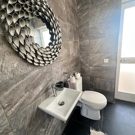 דירה Sliema, Balluta Penthouse With Terrace *