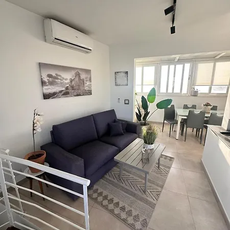 Sliema, Balluta Penthouse With Terrace דירה סליאמה
