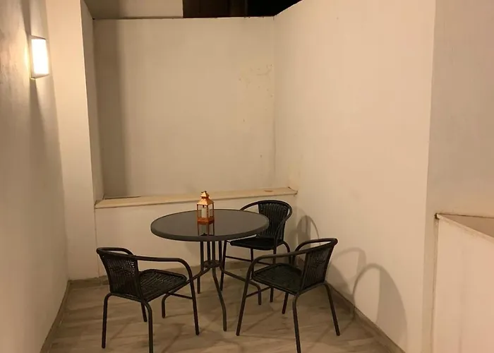 Апартаменты Sliema, Balluta Modern With Outdoor Yard Слима